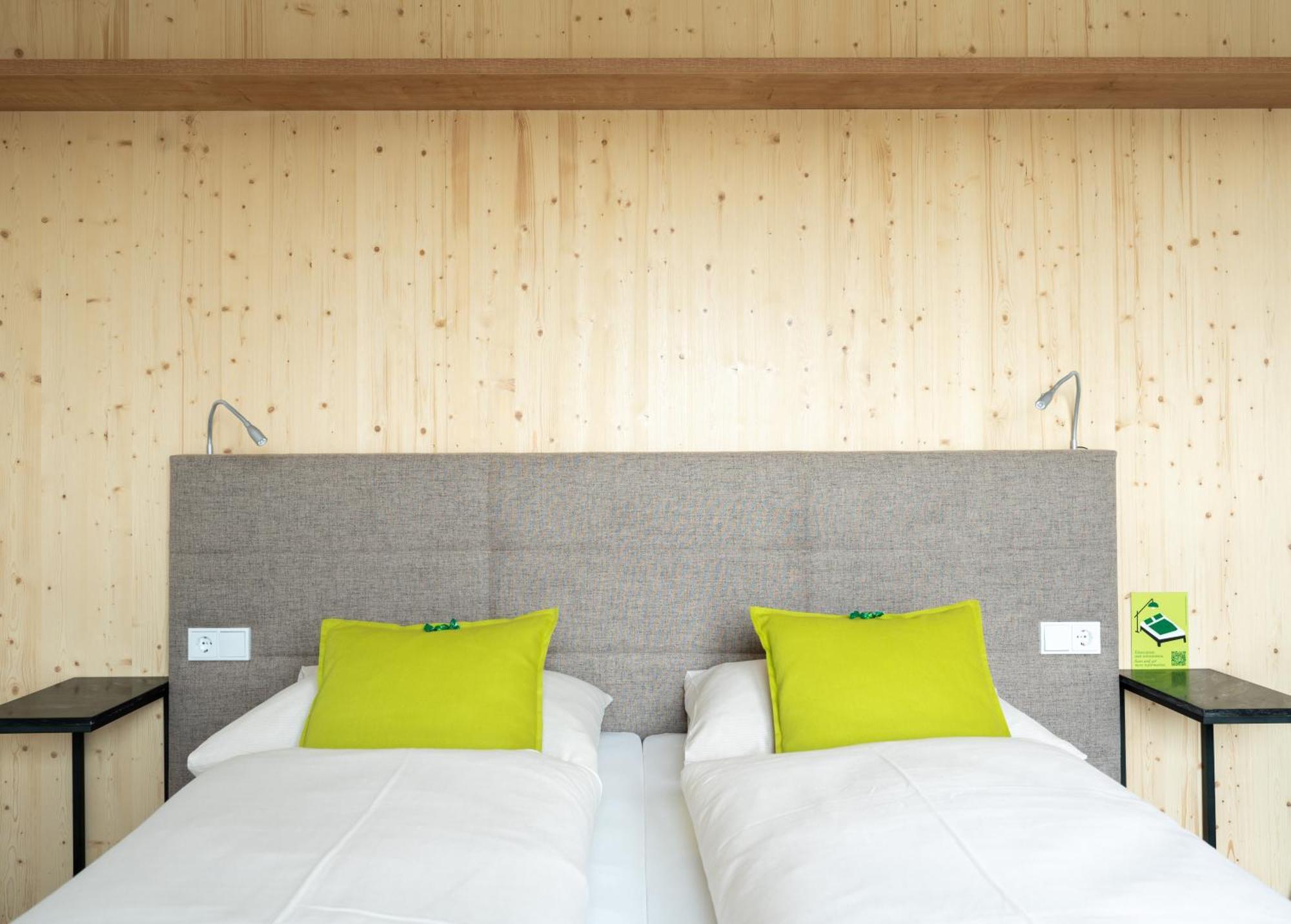 Eee Hotel Eberstalzell Екстер'єр фото